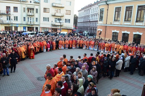 Владику Софрона поховано у крипті собору Воскресіння Христового в Івано-Франківську.(ФОТО,ВІДЕО)